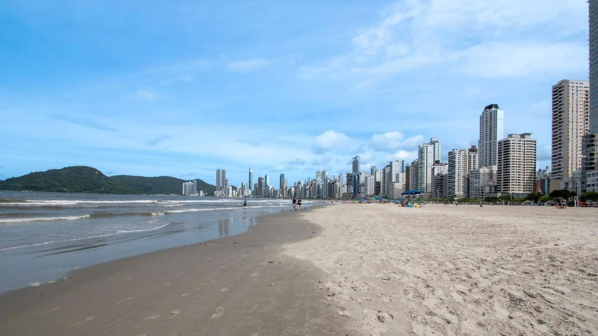 Apto Frente Mar Classico C/ Banheira Tt0163 Balneario Camboriu 0*,